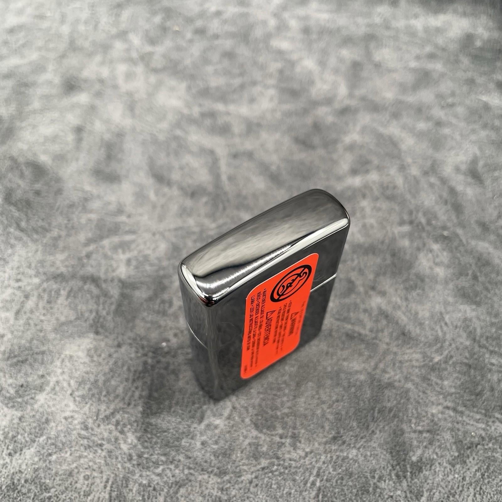 ELVIS PRESLEY 4495/7500 HARPER PINK CADILLAC ZIPPO LIGHTER