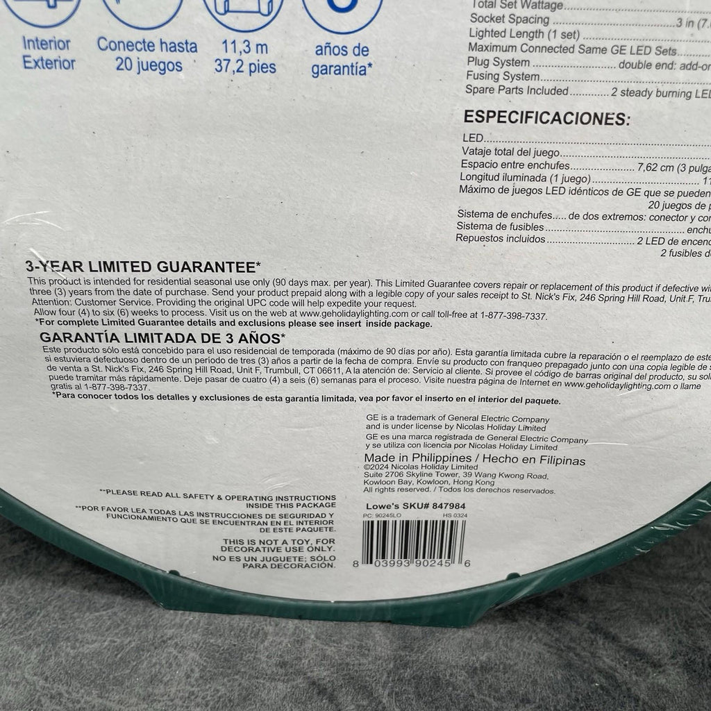 GE StayBright 150 LED C - 5 Lights Green Wire 37.2 FT - NEW