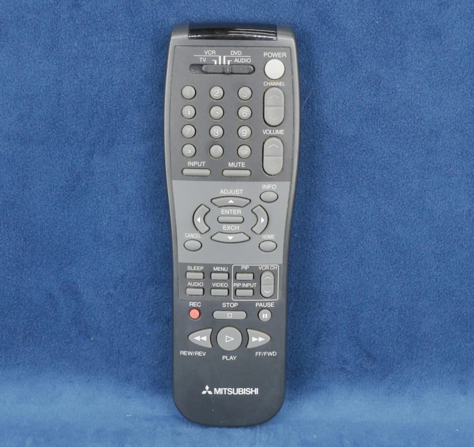 Genuine Mitsubishi Remote Control TV VCR Universal 290P066 - B10 RC 9305/M1 - TESTED