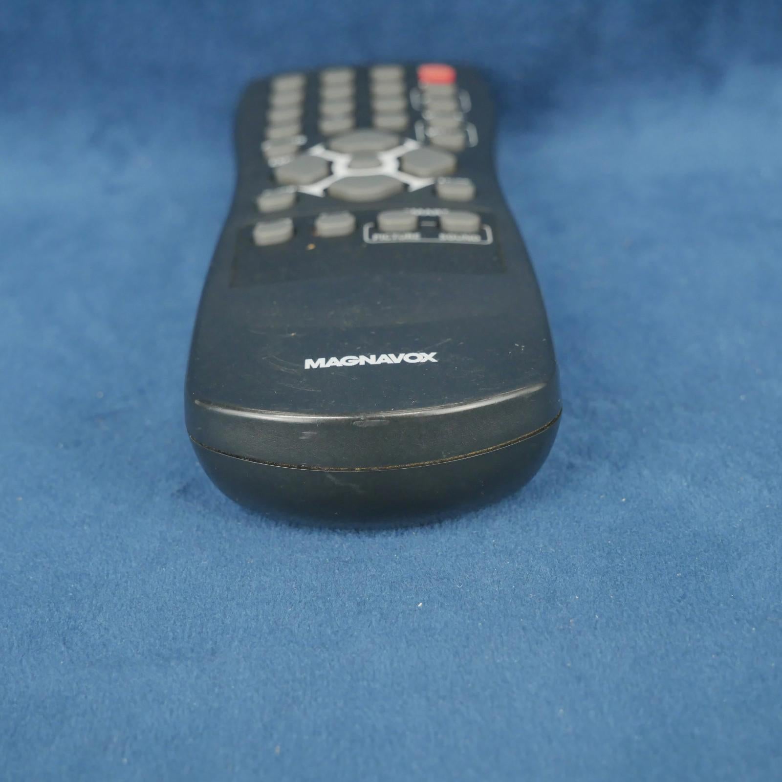 MAGNAVOX Genuine Original TV Remove Control RC11129/17