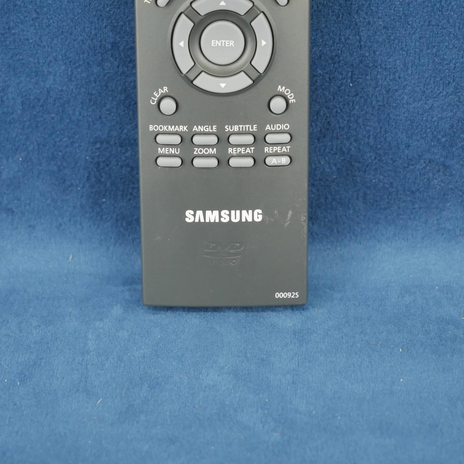 Original OEM Samsung 000925 DVD Player Remote Control - Tested