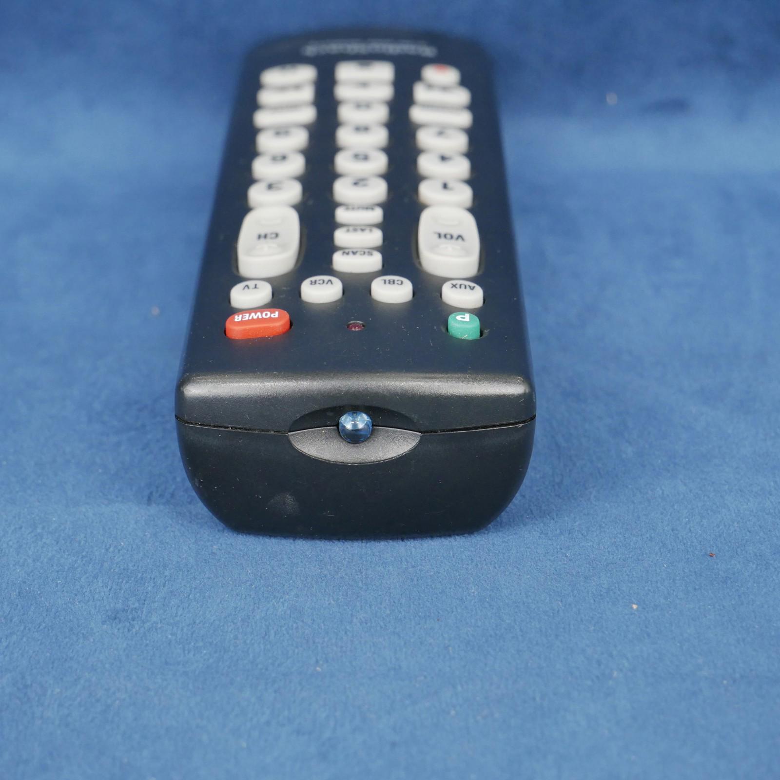 RadioShack 4 - in - One Family Favorites Remote Control 08A00 15 - 1991 Tested