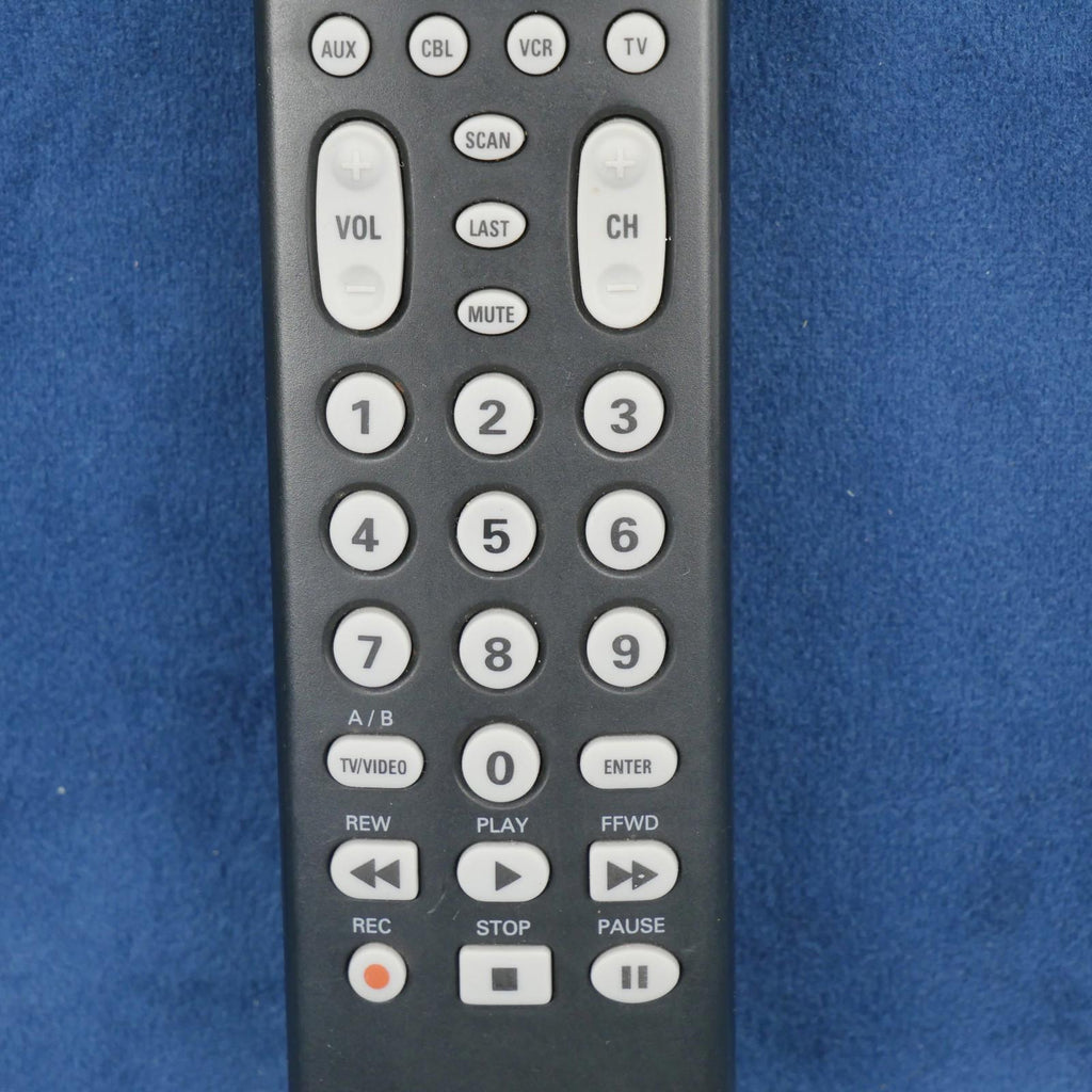 RadioShack 4 - in - One Family Favorites Remote Control 08A00 15 - 1991 Tested