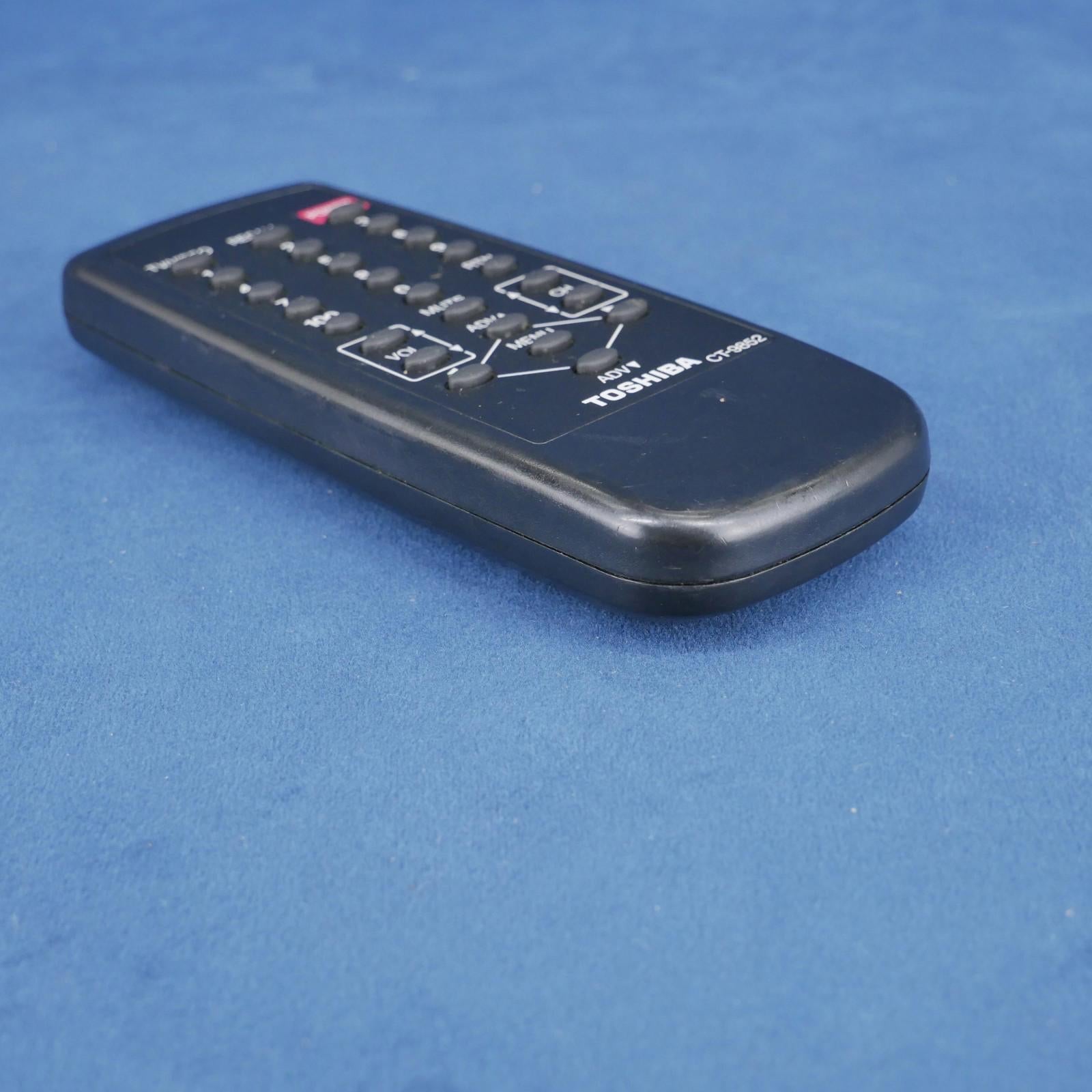 TOSHIBA CT - 9852 Remote Control - Tested