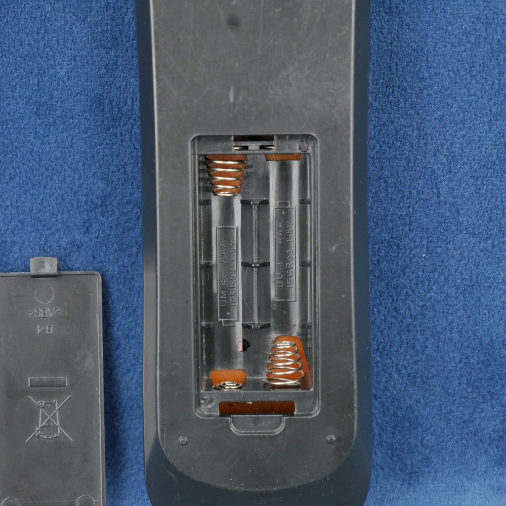 Toshiba SE - R0301 DVD remote control Tested