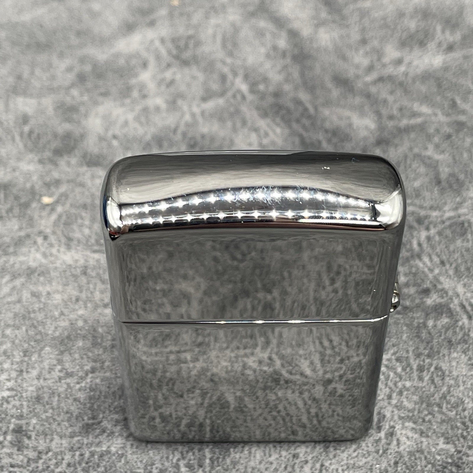 VINTAGE ZIPPO BOLTED ARMOR LIGHTER NEW IN BOX 20991 Zippo Bolted ( L Zippo 11 )