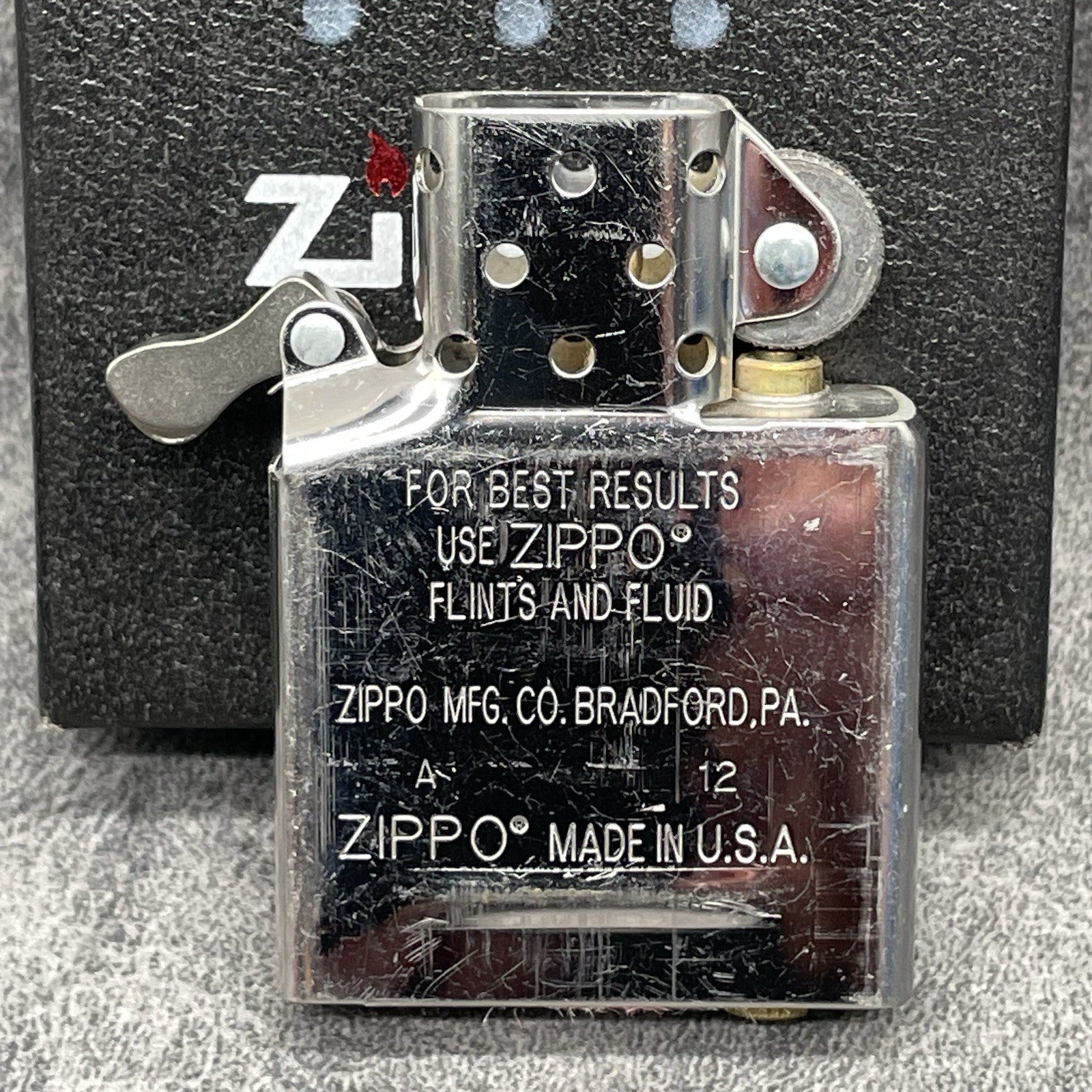 VINTAGE ZIPPO BOLTED ARMOR LIGHTER NEW IN BOX 20991 Zippo Bolted ( L Zippo 11 )
