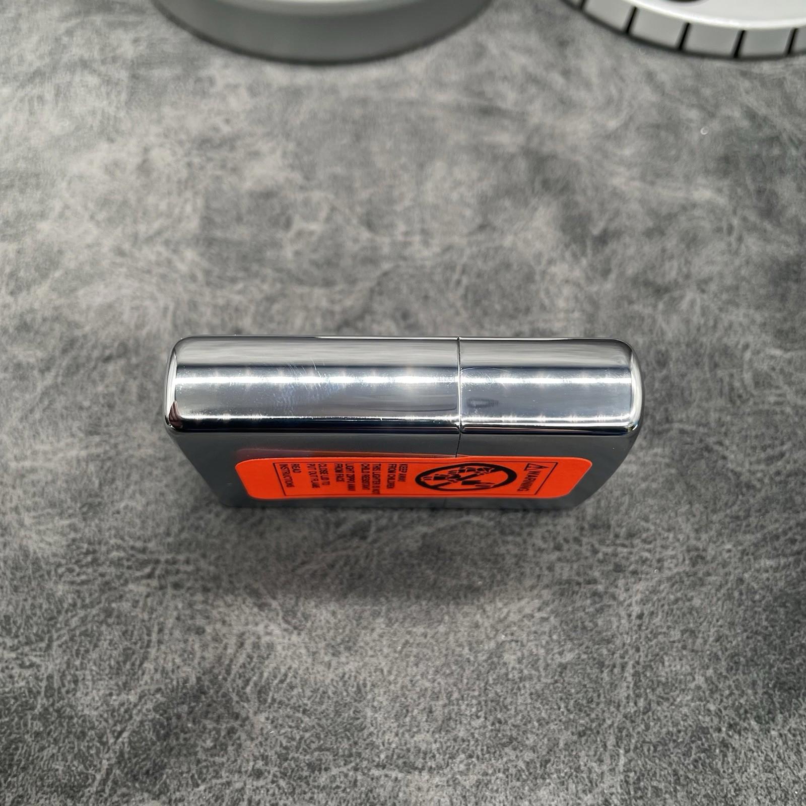 ZIPPO 200HW.105 ELVIS PRESLEY SOH on Brushed Chrome Lighter - OCT (J) 2000