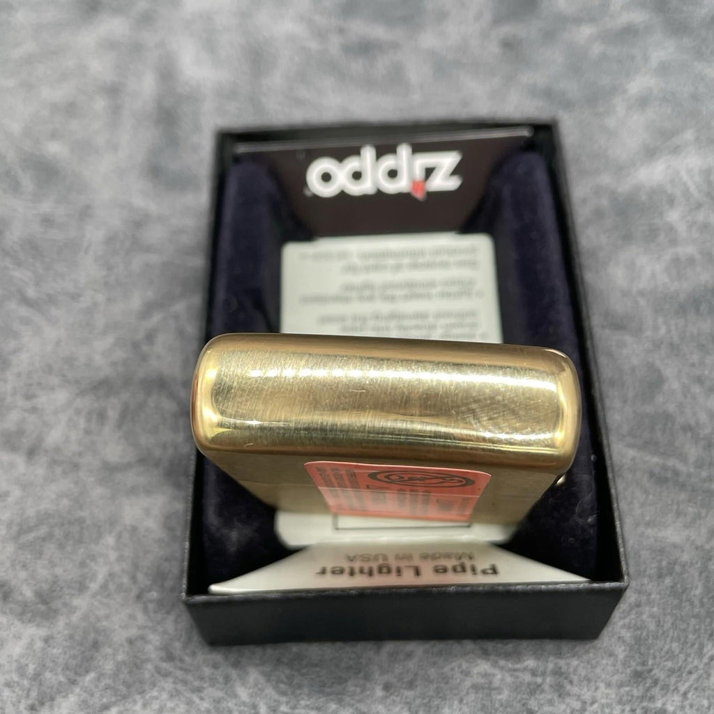 Zippo Pipe Lighter - Pipe in Hand 204B ( D Zippo 13 )